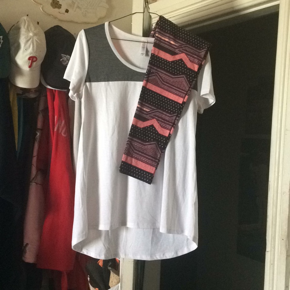 Classic Tee with Os Leggings Sold together